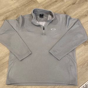 Light Gray Oakley Men’s Quarter Zip Mid-weight Golfing Sweater